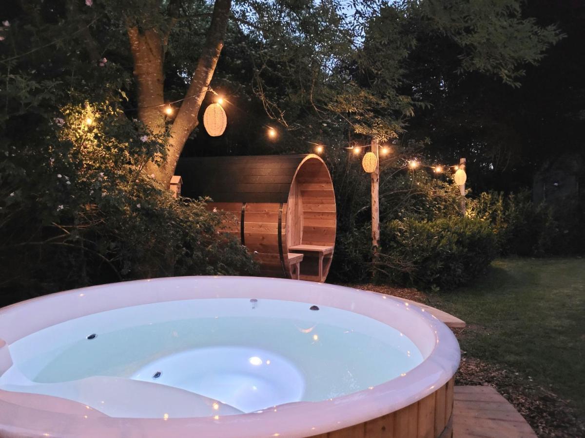 Bohemian Wellness Met Hottub & Sauna Ewijk Экстерьер фото